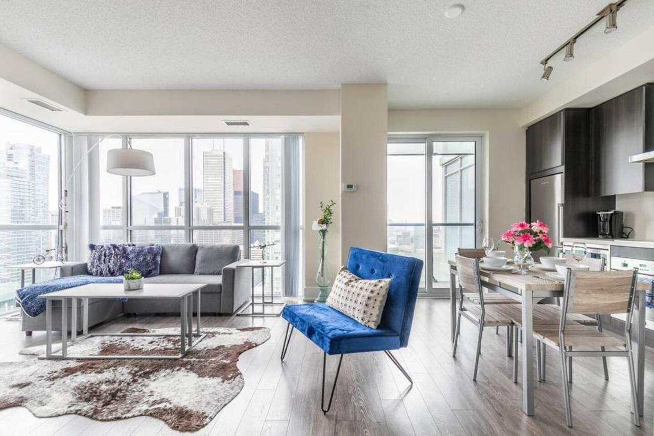 Stunning Views Of Downtown - Luxury High Rise With King Bed! Villa Toronto Exterior foto