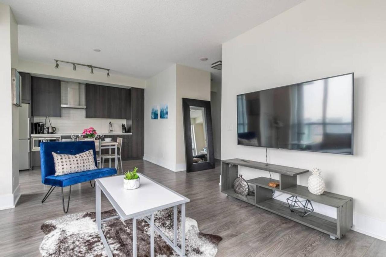 Stunning Views Of Downtown - Luxury High Rise With King Bed! Villa Toronto Exterior foto